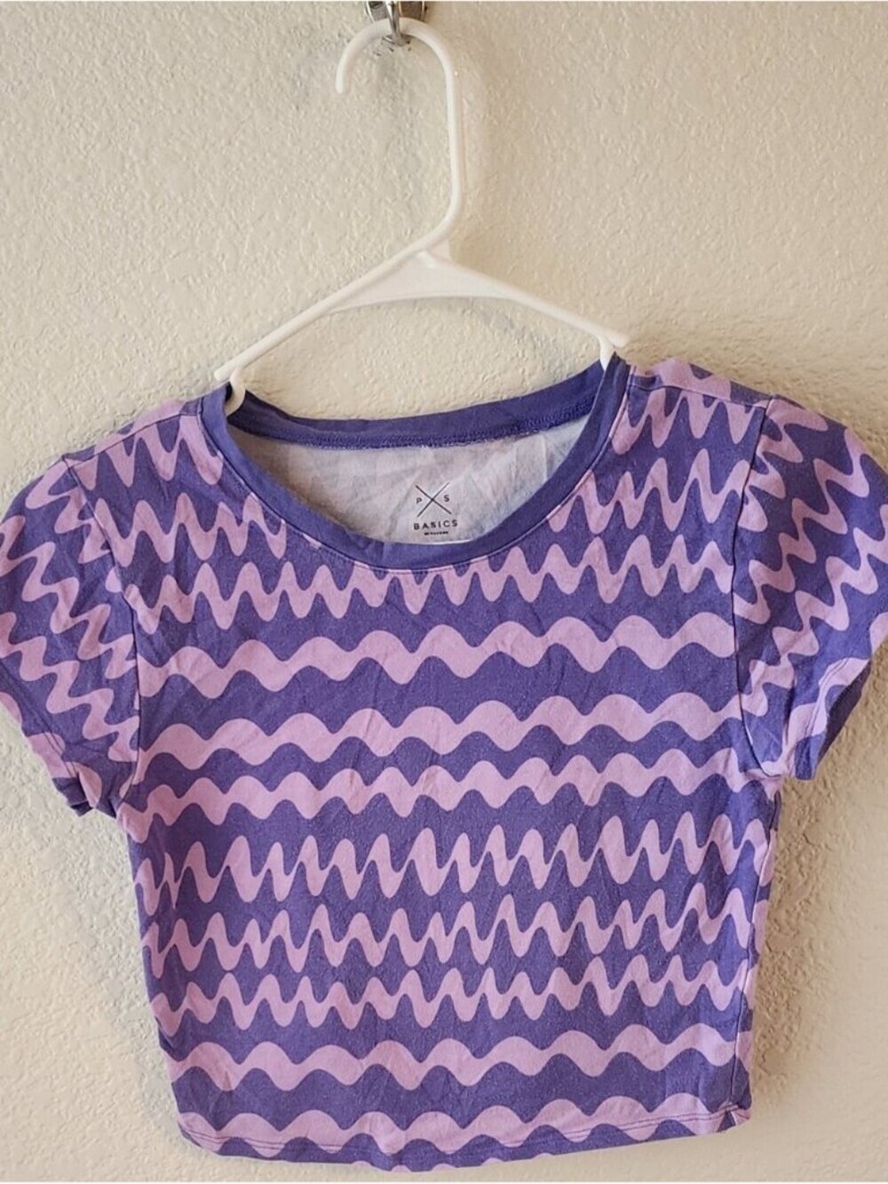 Light Pink Wavy Stripe Crop Tee